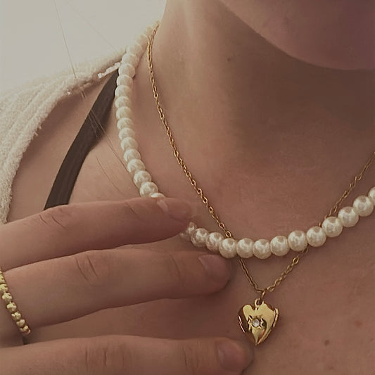 'Valentina' Pearl Necklace