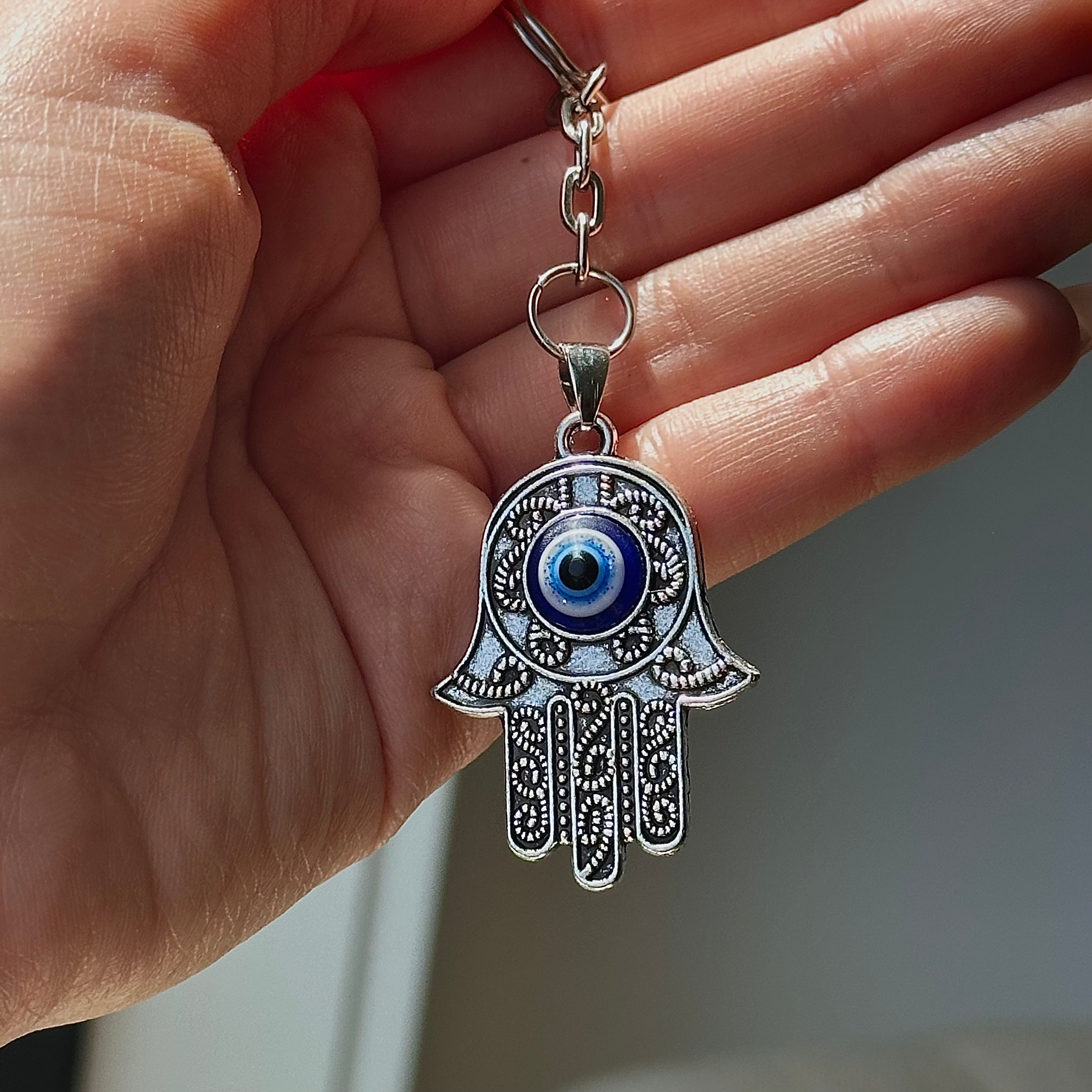 Hamsa Evil Eye Keyring – Aláni Jewellery - Main Image