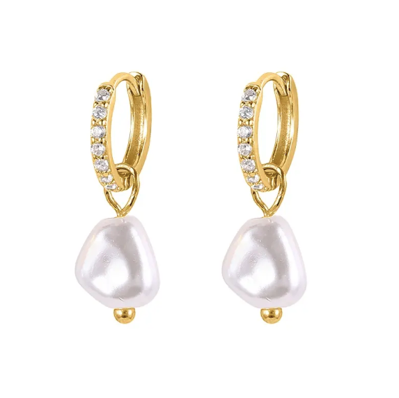 Pearl earrings gold