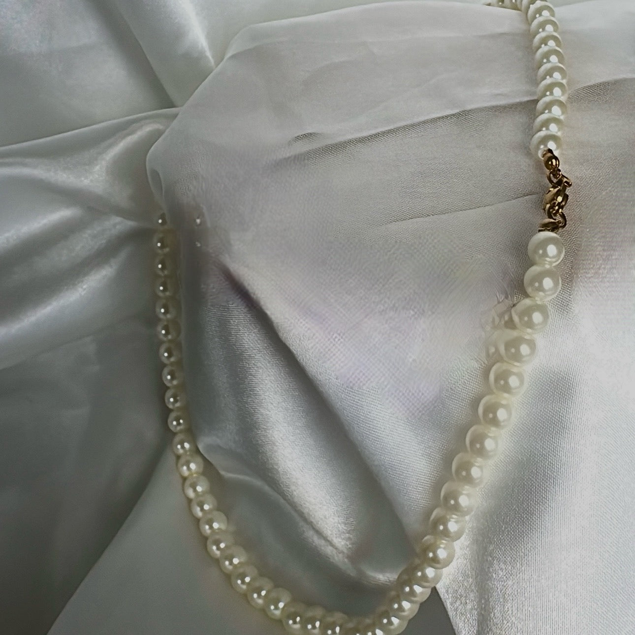 'Valentina' Pearl Necklace