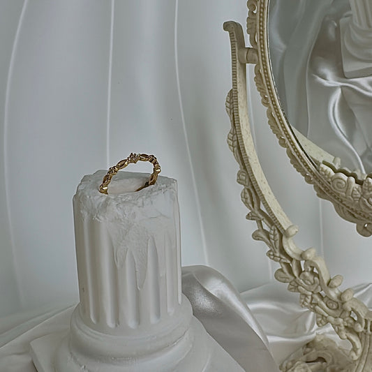 'Viola' Dainty Ring Gold/Silver