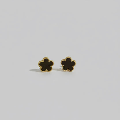 ‘Deppei’ Clover Earrings Gold (black/gold)