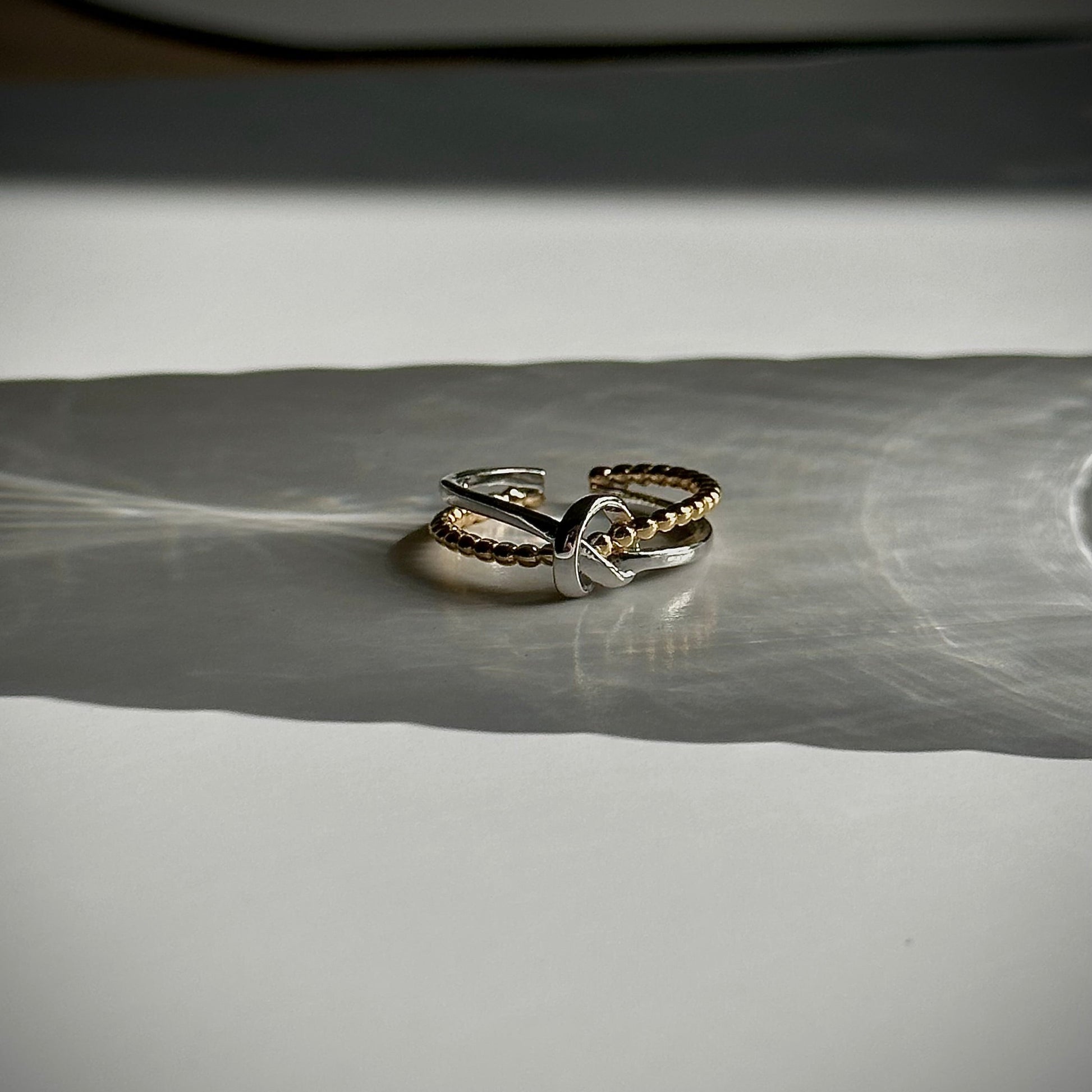 gold and silver knot ring resize-able 