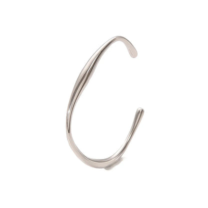 silver lia bangle